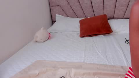 Snapshot of savannahwildee chatting on 11-06-25, 01:01 Savannahwildee online show from 11-06-25, 01:01