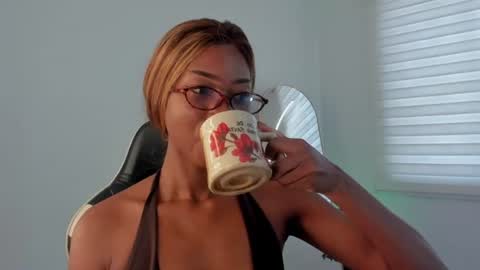 Savannahwildee online show from 07-30-26, 02:38