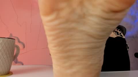 Snapshot of save_the_qween chatting on 01-16-25, 07:49 save the qween online show from 01-16-25, 07:49