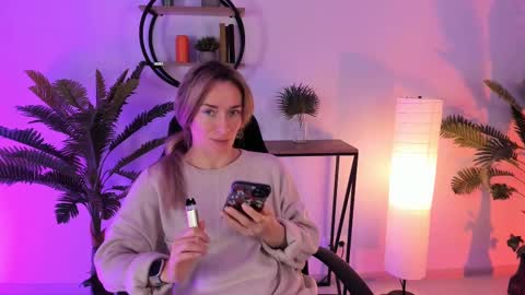 Snapshot of save_the_qween chatting on 02-09-25, 05:19 save the qween online show from 02-09-25, 05:19