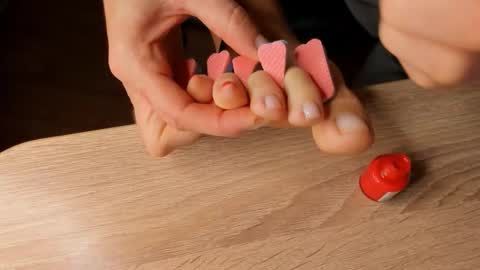 Snapshot of save_the_qween chatting on 11-07-25, 08:36 save the qween online show from 11-07-25, 08:36