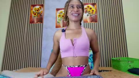 Snapshot of savory_pussy18 chatting on 06-18-26, 12:20 savory_pussy18 online show from 06-18-26, 12:20