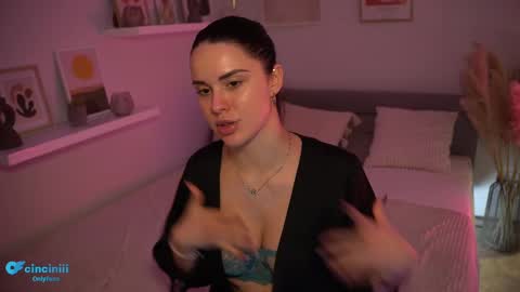 Naomi online show from 02-26-25, 08:00