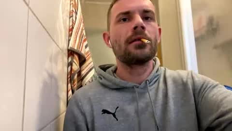 Snapshot of sawa08051989 chatting on 12-21-24, 07:45 chamomile online show from 12-21-24, 07:45