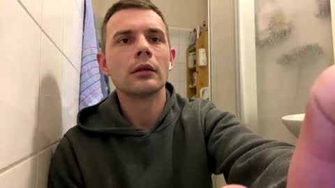 Snapshot of sawa08051989 chatting on 12-29-24, 03:57 chamomile online show from 12-29-24, 03:57