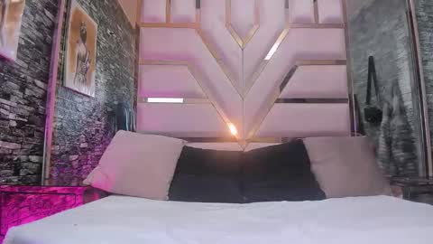 Snapshot of saxybunnyandjayzy chatting on 03-01-26, 10:56 Bunny and Jayzy online show from 03-01-26, 10:56