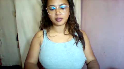 Snapshot of sayah_69 chatting on 06-01-26, 07:04 sayah_69 online show from 06-01-26, 07:04