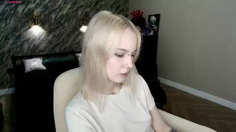 Snapshot of saykoblade chatting on 06-21-26, 05:10 Anges online show from 06-21-26, 05:10