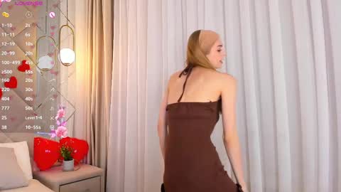 Kira  GMT 7 Mon Thu-Sun  0800am-0200pm  online show from 02-19-25, 12:57