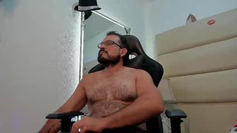 sebastian   muscleman  daddy   the better  latin  lover   online show from 11-11-25, 09:31