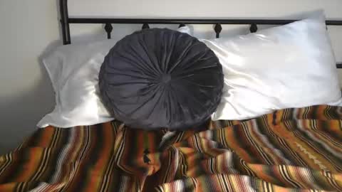 Snapshot of sbe20012 chatting on 04-06-26, 04:08 sbe20012 online show from 04-06-26, 04:08