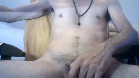 Snapshot of sbiru23 chatting on 07-06-26, 09:50 Ben online show from 07-06-26, 09:50