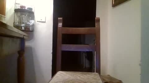 sbrinaiceberg online show from 10-18-25, 04:15