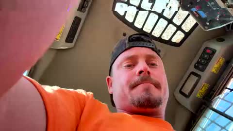 Snapshot of sc2580 chatting on 04-14-26, 03:07 sc2580 online show from 04-14-26, 03:07