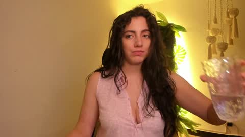 Venus online show from 01-30-25, 04:55