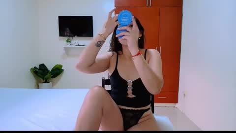 scarlett. online show from 11-30-25, 02:26