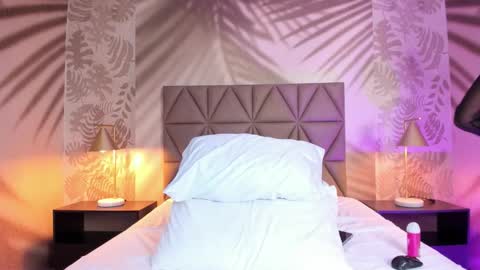 Scarleet online show from 11-11-25, 08:42