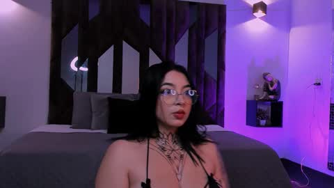 scarlet_ceretti1 online show from 02-23-26, 11:24