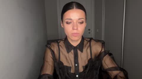 Sophie online show from 05-11-26, 07:14