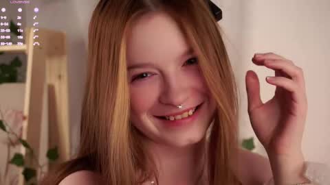 scarlet_fever10 online show from 11-23-25, 02:06