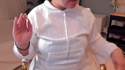Snapshot of scarlet_miller_1 chatting on 09-14-25, 01:54 Celeste online show from 09-14-25, 01:54