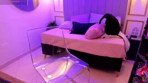 Snapshot of scarlet_miller_1 chatting on 10-03-25, 12:13 Celeste online show from 10-03-25, 12:13