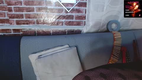 Scarlet online show from 03-18-26, 06:05