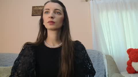 Snapshot of scarlet_rosse chatting on 05-10-26, 09:47 Scarlet online show from 05-10-26, 09:47