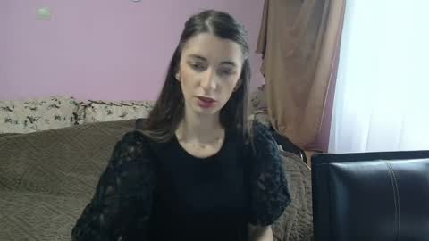 Snapshot of scarlet_rosse chatting on 05-15-26, 07:37 Scarlet online show from 05-15-26, 07:37