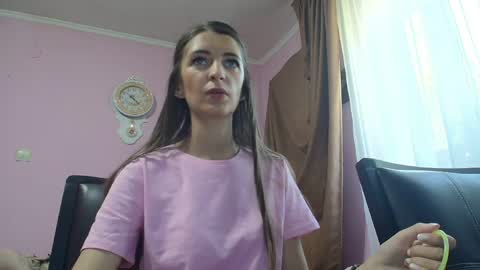 Snapshot of scarlet_rosse chatting on 05-23-26, 07:35 Scarlet online show from 05-23-26, 07:35