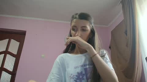 Snapshot of scarlet_rosse chatting on 05-30-26, 08:22 Scarlet online show from 05-30-26, 08:22