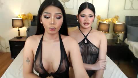 Snapshot of scarlet_snow_asian chatting on 04-27-26, 08:34 Scarlet online show from 04-27-26, 08:34