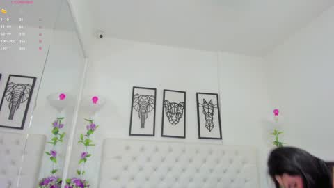 Snapshot of scarlet_stan22 chatting on 12-24-24, 11:06 Isa online show from 12-24-24, 11:06