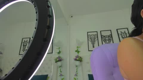 Snapshot of scarlet_stan22 chatting on 02-15-25, 11:06 Isa online show from 02-15-25, 11:06