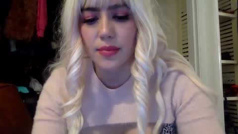 scarlet whisper online show from 12-06-24, 06:26