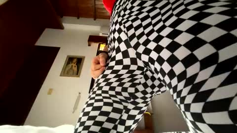Snapshot of scarlet_whisper chatting on 03-18-26, 08:34 scarlet whisper online show from 03-18-26, 08:34