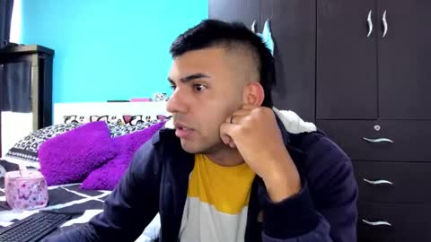 ScarletandRyan28 online show from 10-01-25, 11:38