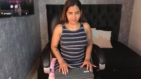 Scarlet online show from 12-18-25, 03:51