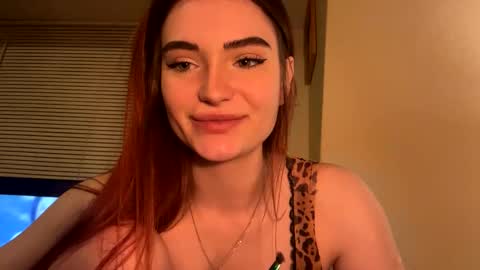 scarletbean online show from 01-24-25, 11:48