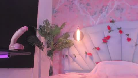 Snapshot of scarletdavis_ chatting on 07-08-26, 12:09 Scarlet Dayana online show from 07-08-26, 12:09