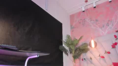 Snapshot of scarletdavis_ chatting on 07-13-26, 12:08 Scarlet Dayana online show from 07-13-26, 12:08