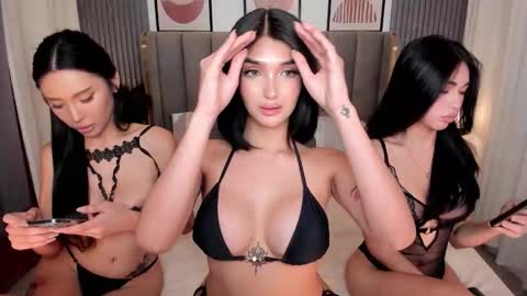 Snapshot of scarletfvckinggreyson chatting on 09-19-25, 06:08 ur sweetest scarlet online show from 09-19-25, 06:08