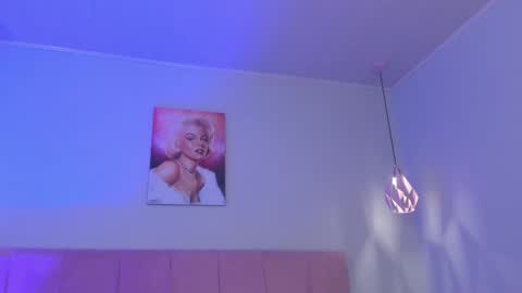 Snapshot of scarletgv chatting on 03-11-26, 05:35 Scarlet online show from 03-11-26, 05:35