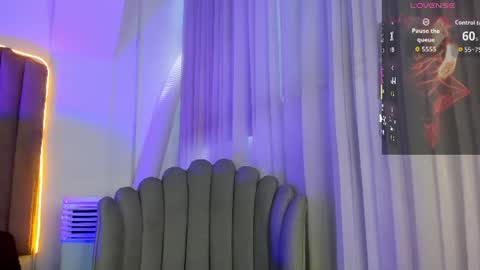 Snapshot of scarleth6 chatting on 07-20-26, 08:00 online show from 07-20-26, 08:00
