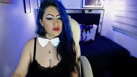 Snapshot of scarleth_bluee chatting on 12-30-24, 03:03 Scarleth online show from 12-30-24, 03:03