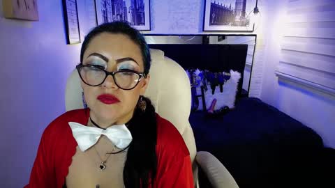 Snapshot of scarleth_bluee chatting on 12-30-24, 09:16 Scarleth online show from 12-30-24, 09:16