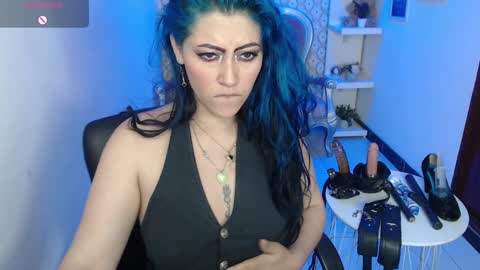 Snapshot of scarleth_bluee chatting on 01-28-25, 09:08 Scarleth online show from 01-28-25, 09:08