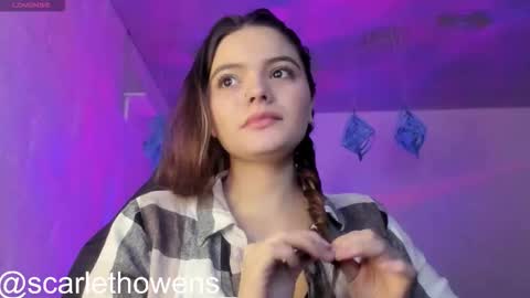 Snapshot of scarleth_owens1 chatting on 12-21-25, 07:37 online show from 12-21-25, 07:37