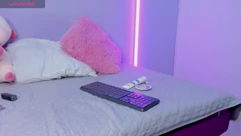 Snapshot of scarleth_red_ chatting on 02-05-25, 11:55 I am Scarleth Check mi profile online show from 02-05-25, 11:55