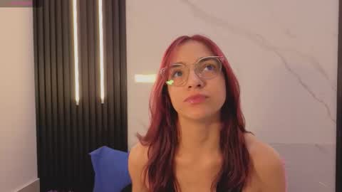 Snapshot of scarleth_red_ chatting on 10-23-25, 12:04 I am Scarleth Check mi profile online show from 10-23-25, 12:04